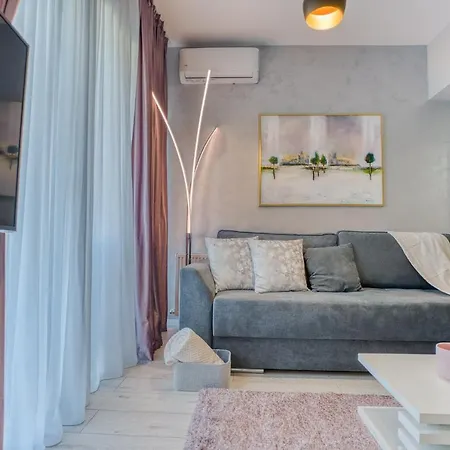 Comfort: 1br In Union Plaza Building * Βουκουρέστι