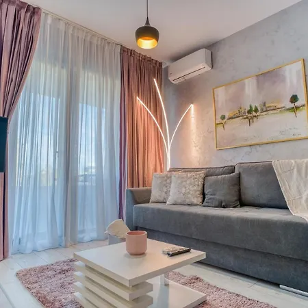 Апартаменты Comfort: 1br In Union Plaza Building *