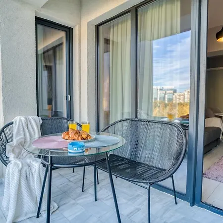 Apartment Comfort: 1br In Union Plaza Building