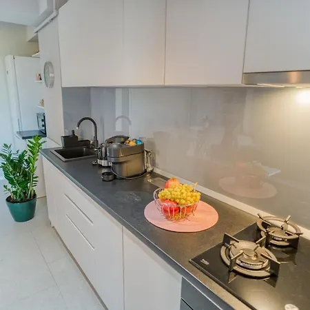 Apartment Comfort: 1br In Union Plaza Building *