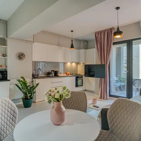 Comfort: 1br In Union Plaza Building