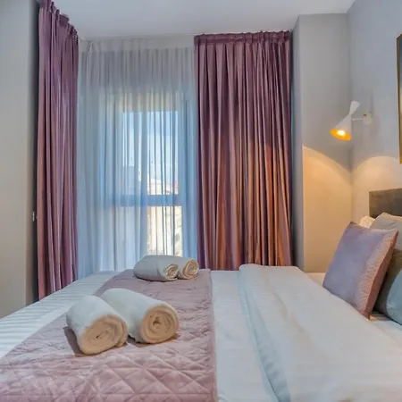 Apartment Comfort: 1br In Union Plaza Building Bukarest